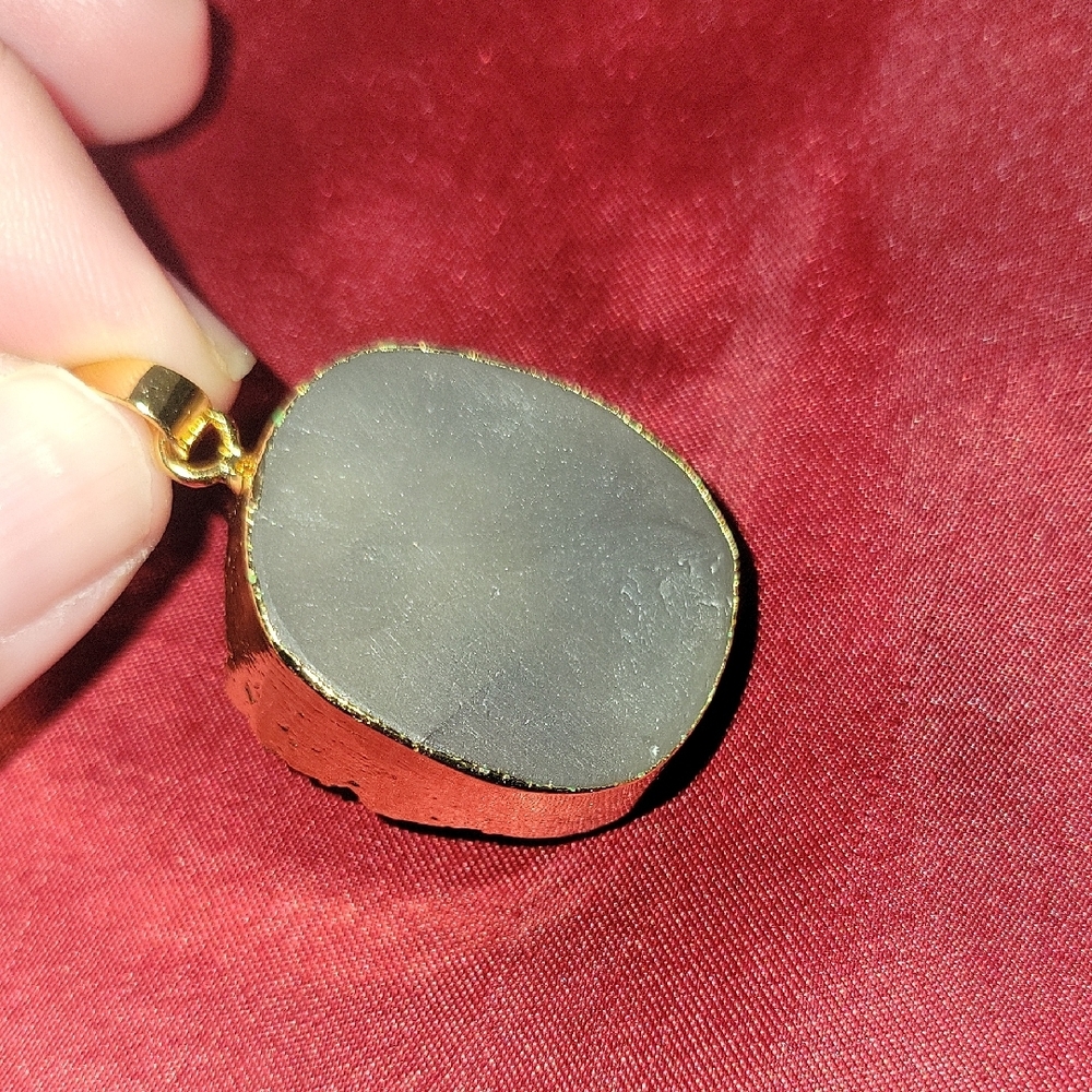 Unique Chunky Gold Wrap Bright Sparkly Amethyst Crystal Natural Geode Pendant - Picture 5 of 7